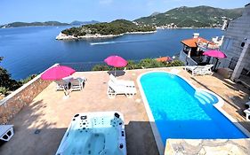 Paradis Apartments